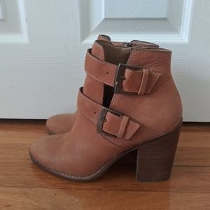 Steve Madden Trevur boots 7.5